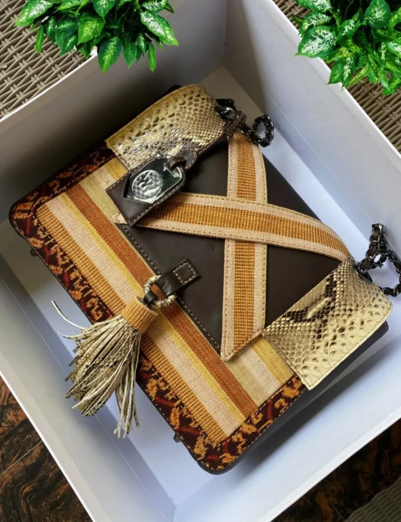 MUTIARA MAUMERE MEDIUM - 1